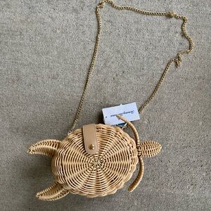 Tommy Bahama wicker rattan straw sea turtle crossbody purse